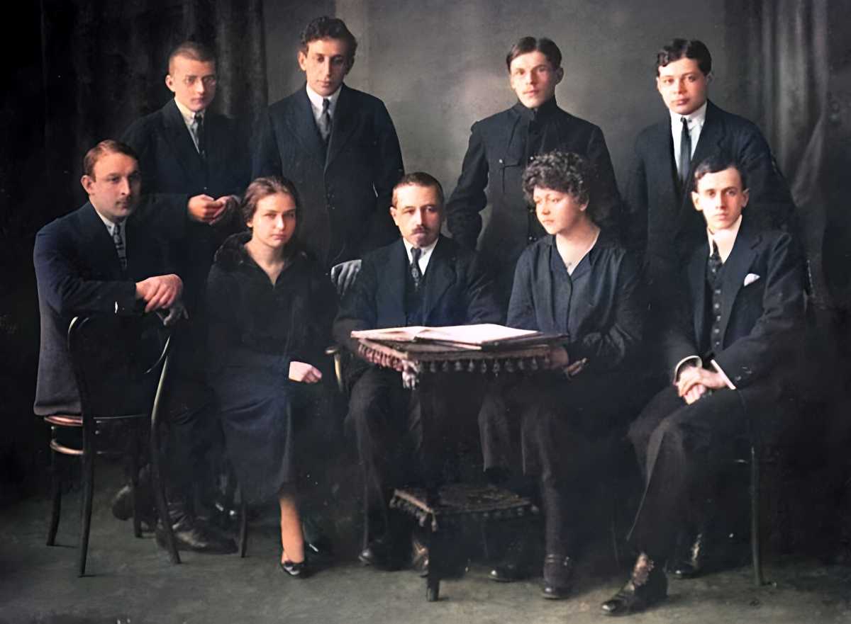 Steinberg en zijn studenten in 1925